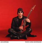 satriani1.jpg