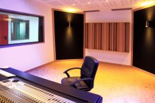 14692_Studio_B.jpg 14692_Studio_B.jpg