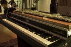 fender_rhodes.jpg