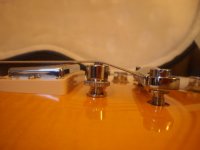 les_paul_tailpiece_height.jpg