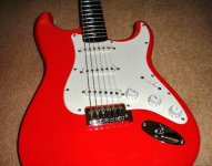 squier_bullet_strat_olokainoirgia_teliki_timi-1365749547-762-e.jpg