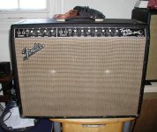 Twin_front01.jpg