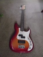 pbass.JPG pbass.JPG