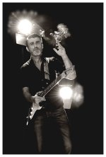 08_Fender_Stratocaster.jpg 08_Fender_Stratocaster.jpg