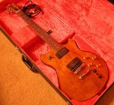 roland-gr303-1000.jpg