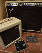 Pedals+Amps.jpg Pedals+Amps.jpg