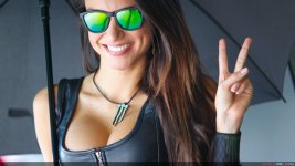 09655_p11_gridgirls_full.jpg