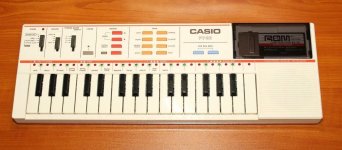 casio pt82.jpg