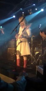 20082010016-001.jpg