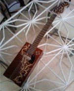 cigarboxguitar3.jpg