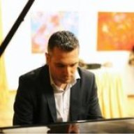 Dimitris Zikos