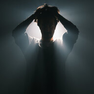 Losing my Mind (feat. Che Paxin)